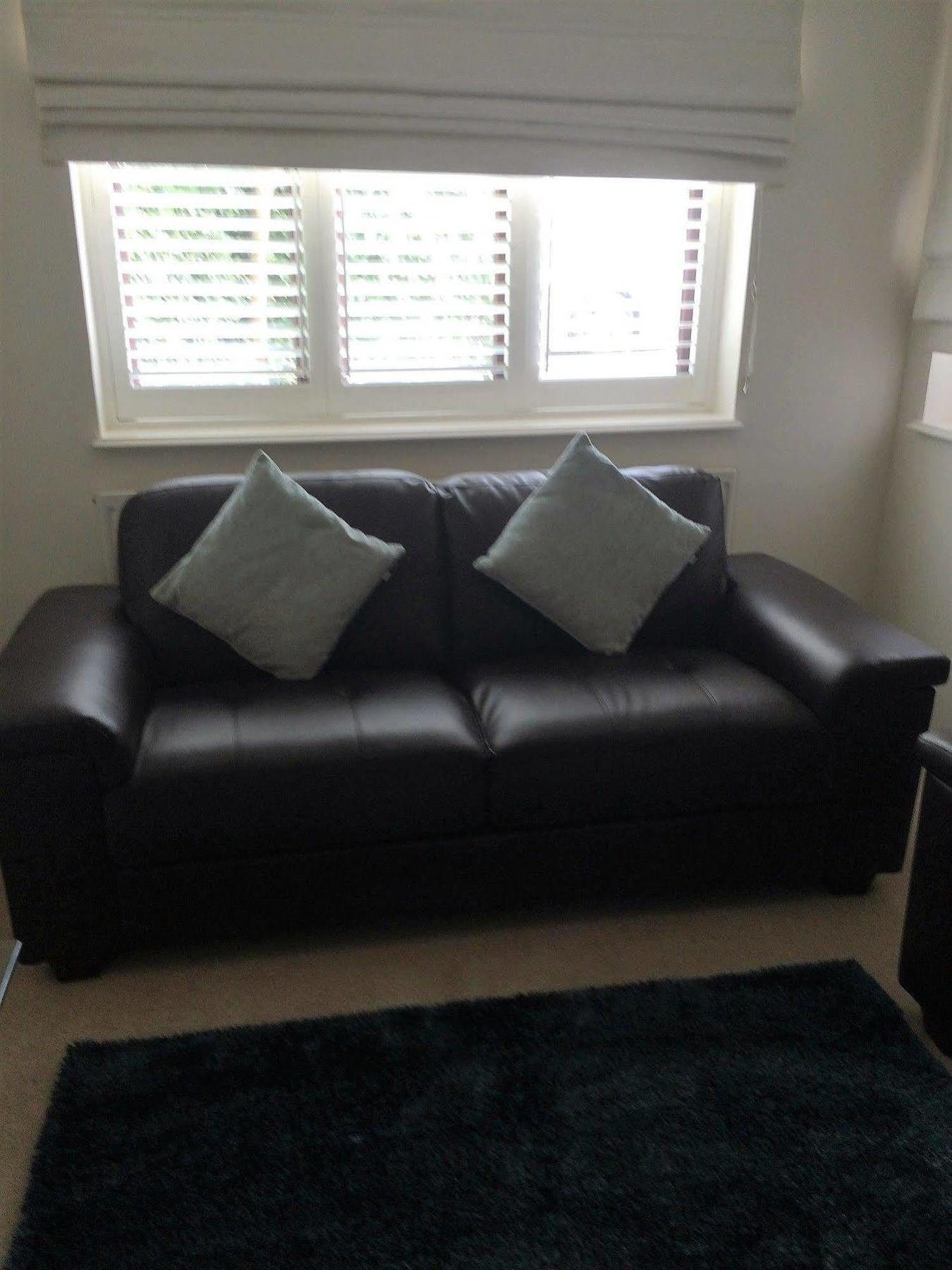 Spacious House, Sleeps 7 People Reading Exteriér fotografie