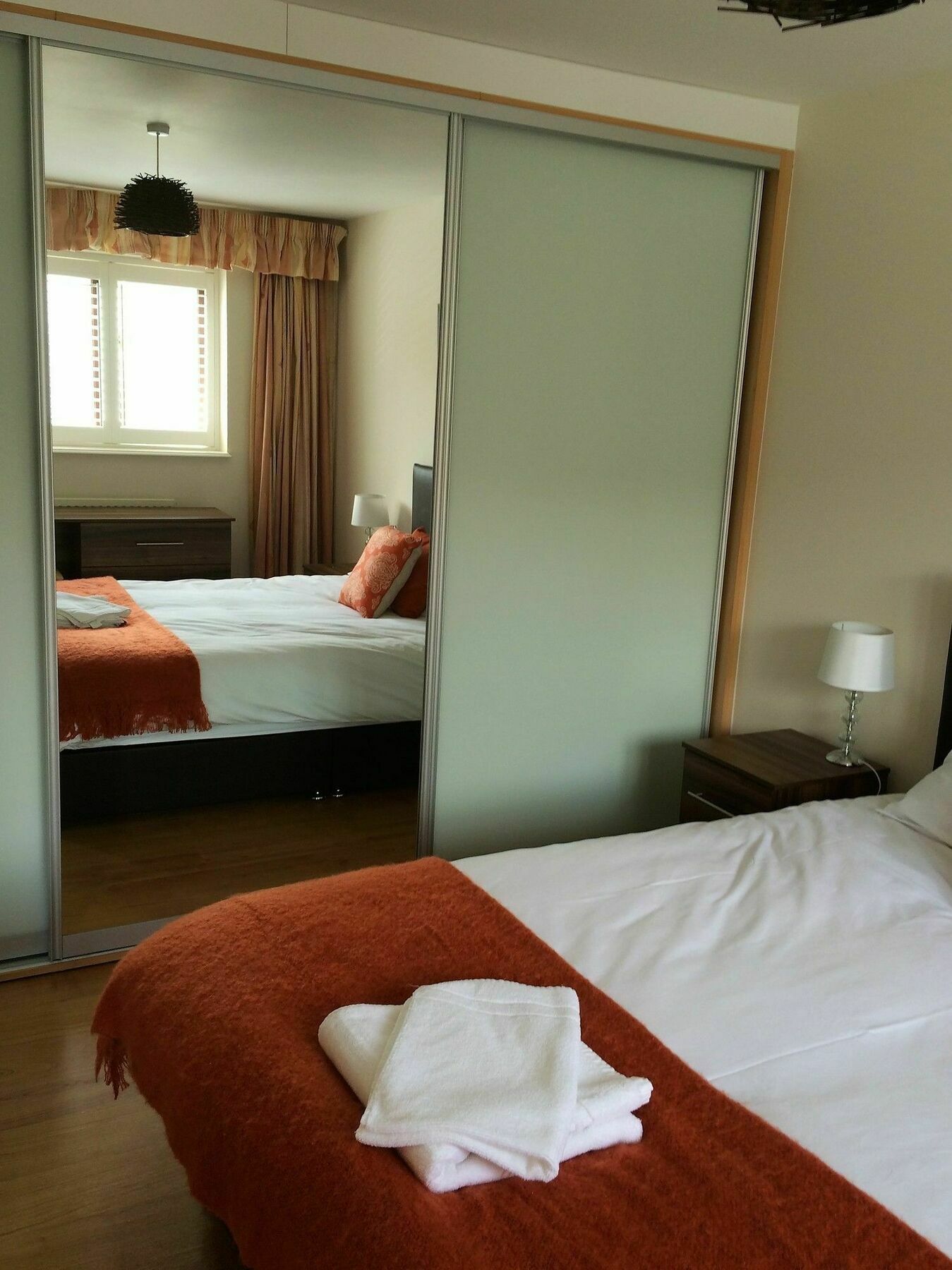 Spacious House, Sleeps 7 People Reading Exteriér fotografie
